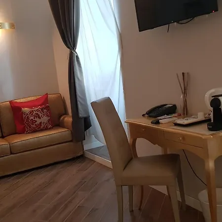 Gatti Πανσιόν 3*